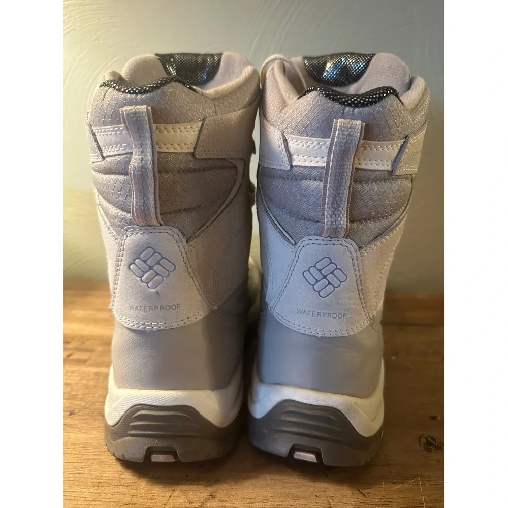 Columbia techlit Omni-heat , size 10
